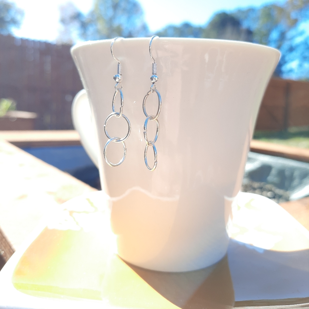 Simple Circle Dangle Earrings